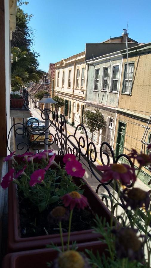 Casa Fibonacci Hotel Valparaíso Exterior photo